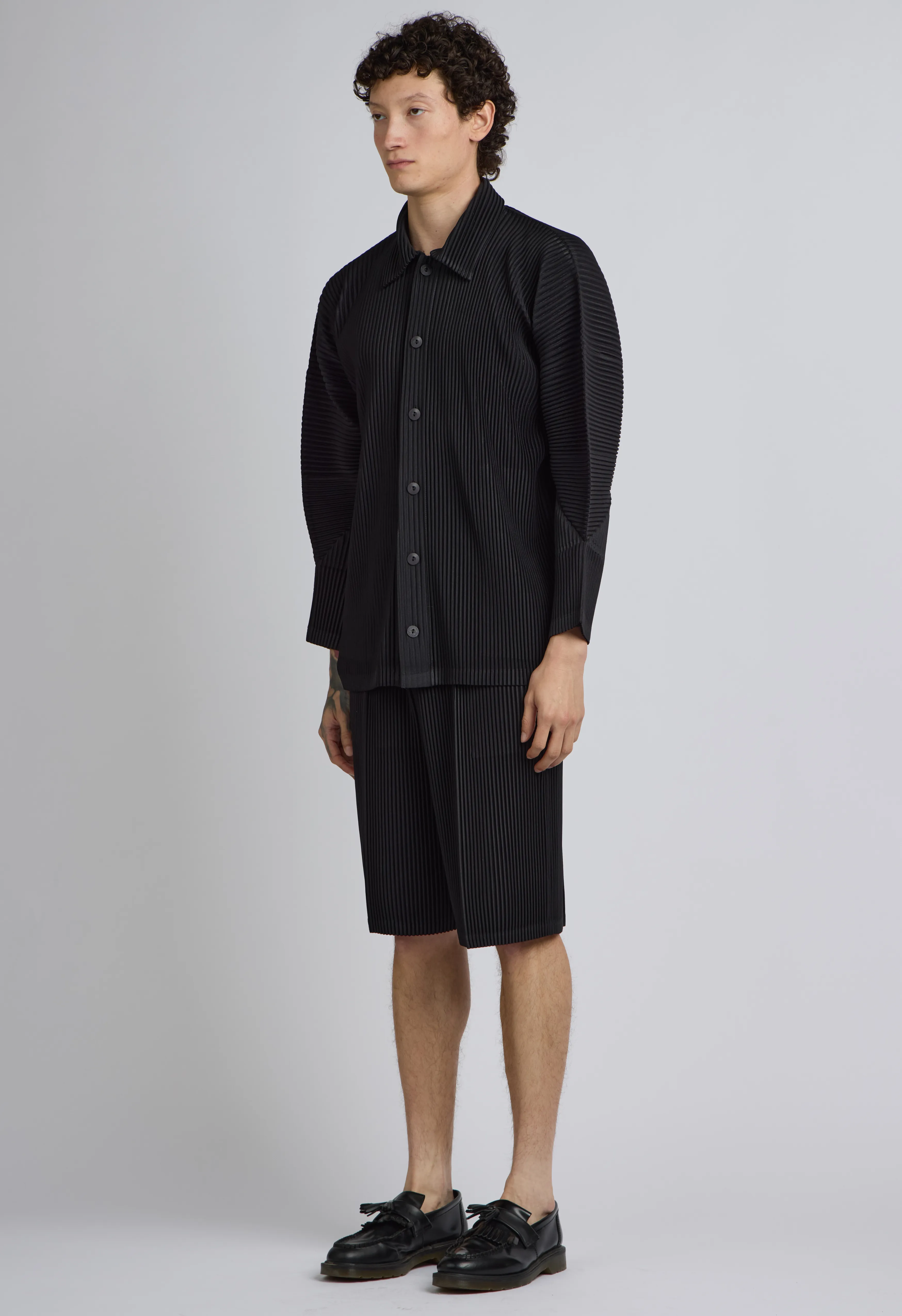 Mens Pleated Long Sleeve In Black