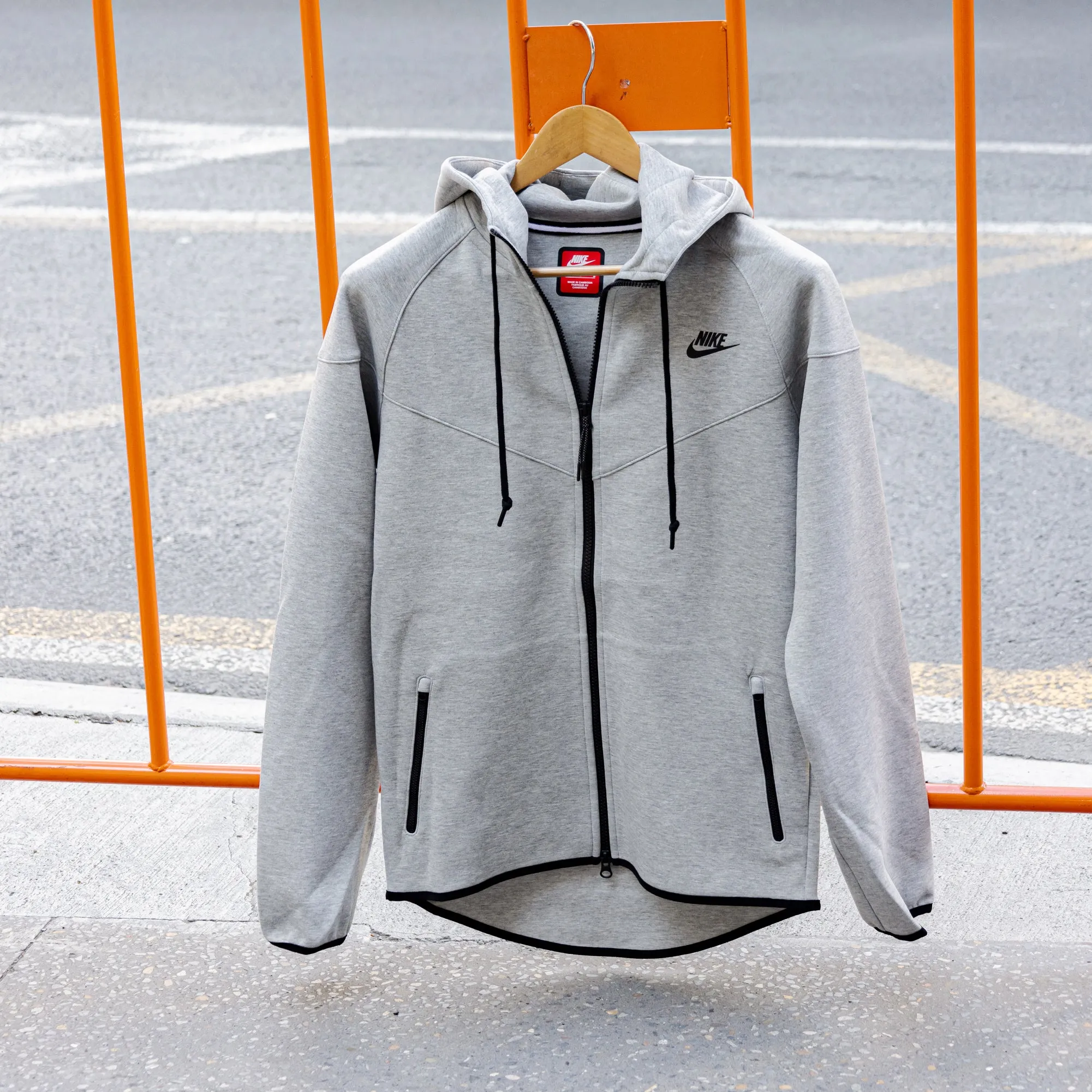 Nike Sportswear Tech Fleece OG Full-Zip Hoodie Sweatshirt Dark Grey Heather FD0737-063