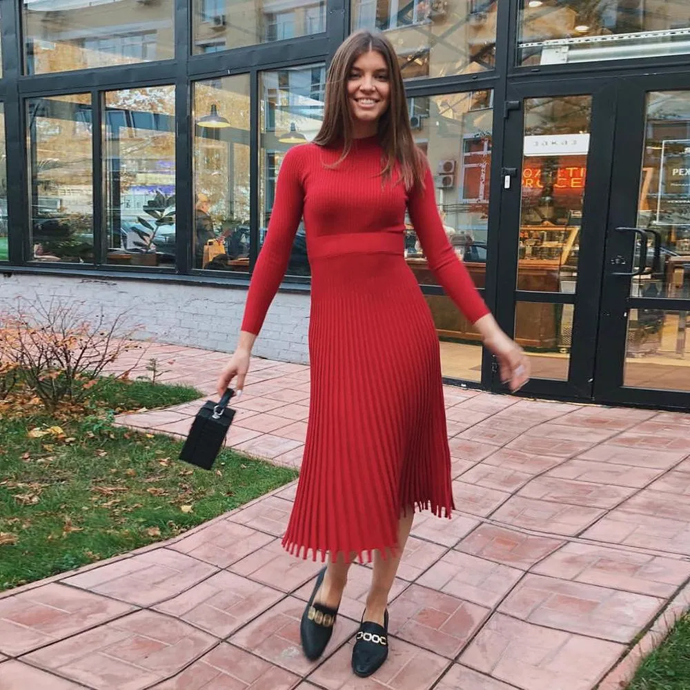 Solid Color Pleated Long Sweater Knitted Dress